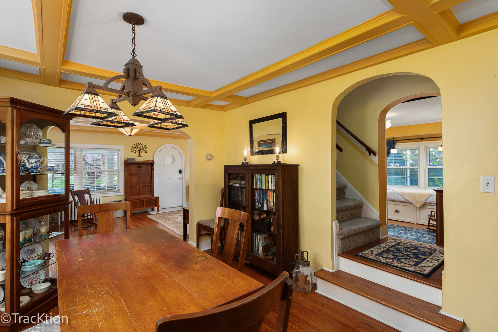 5332 Fairview Avenue