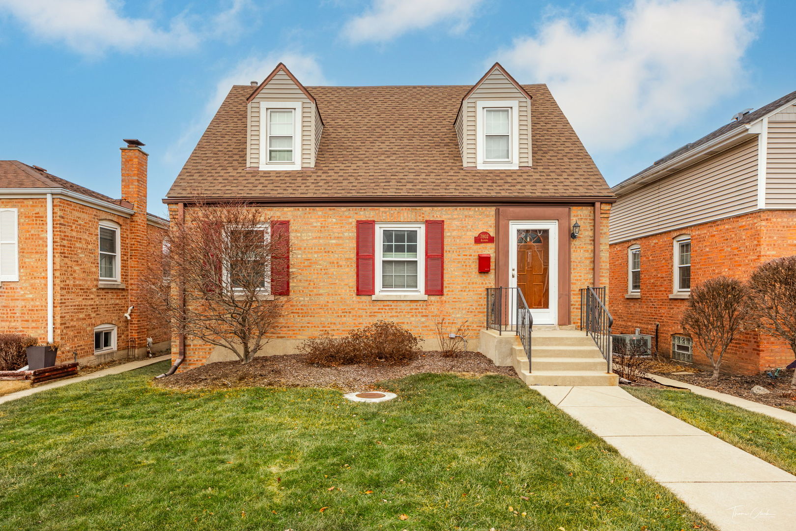 7802 W Ardmore Avenue