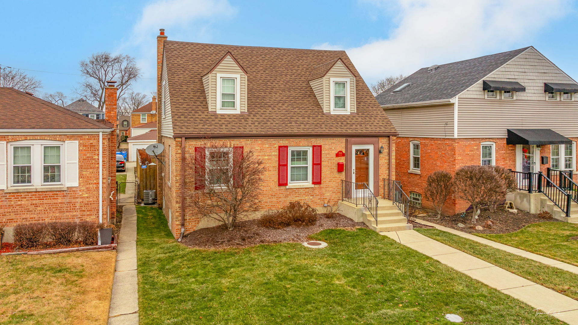 7802 W Ardmore Avenue