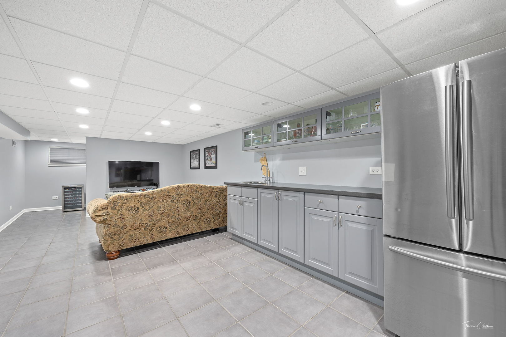 7802 W Ardmore Avenue