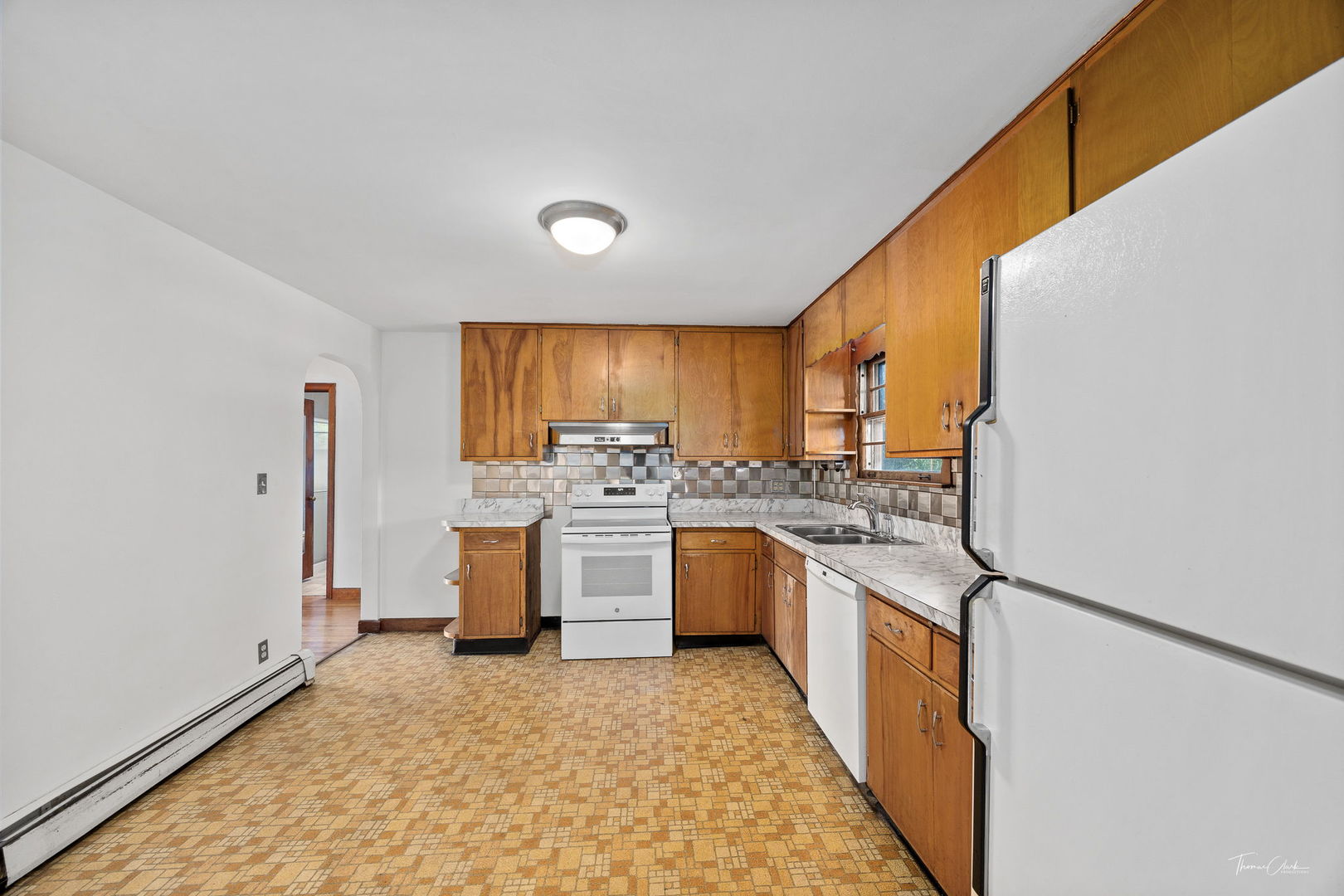 7105 Clarendon Hills Road