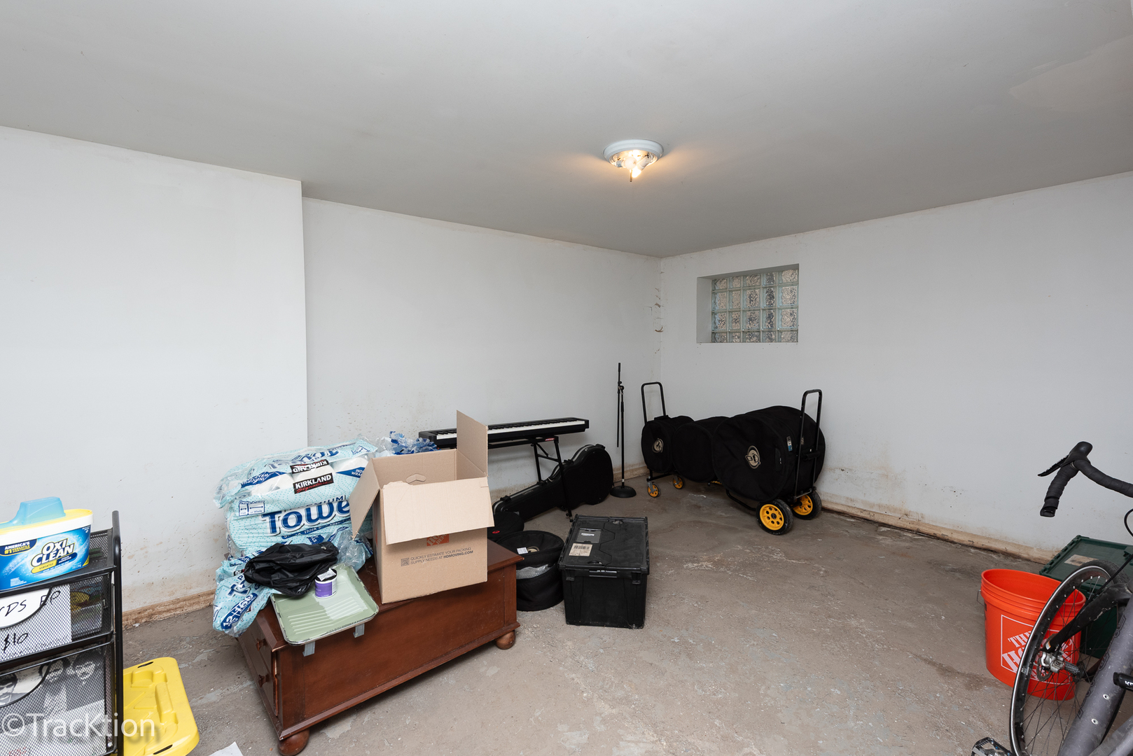 4107 W Iowa Street Unit: 6