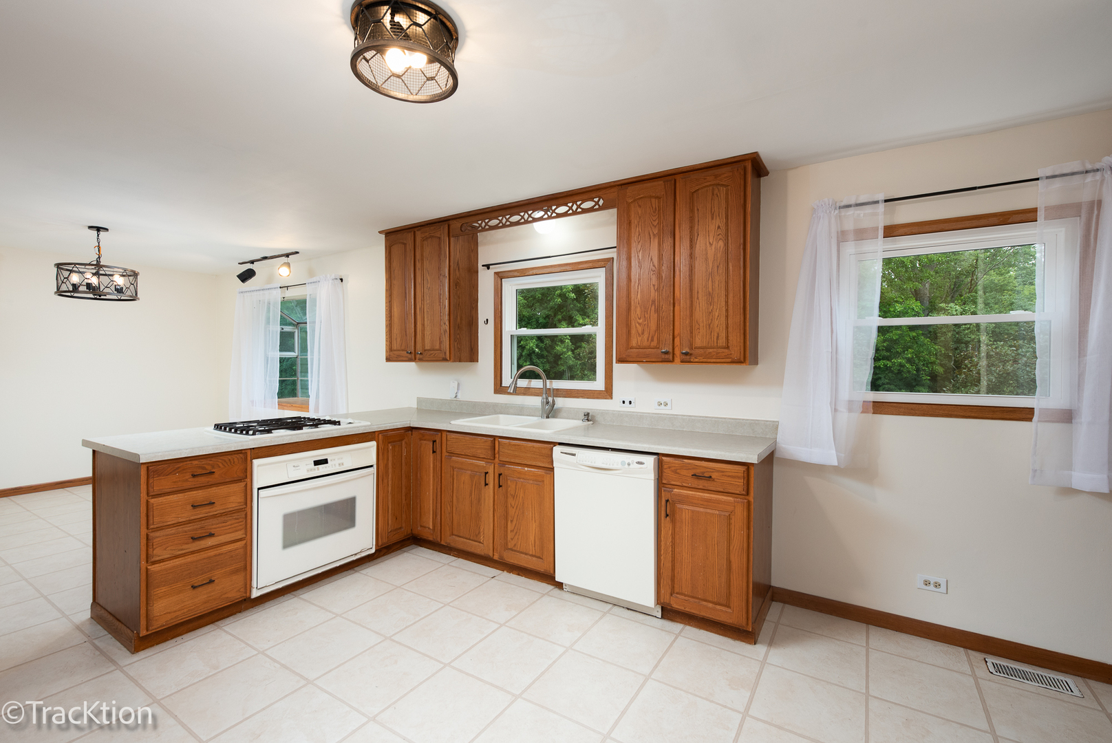 24200 W Deer Ridge Lane