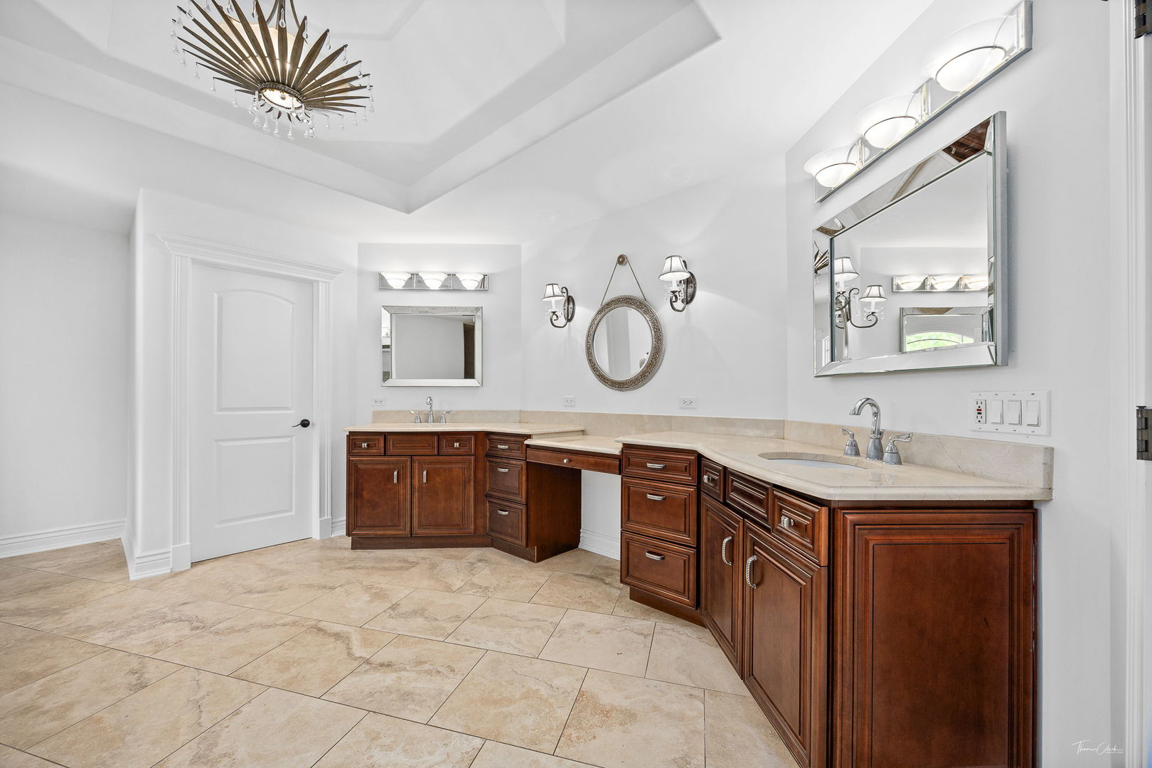 8964 Port Washington Drive