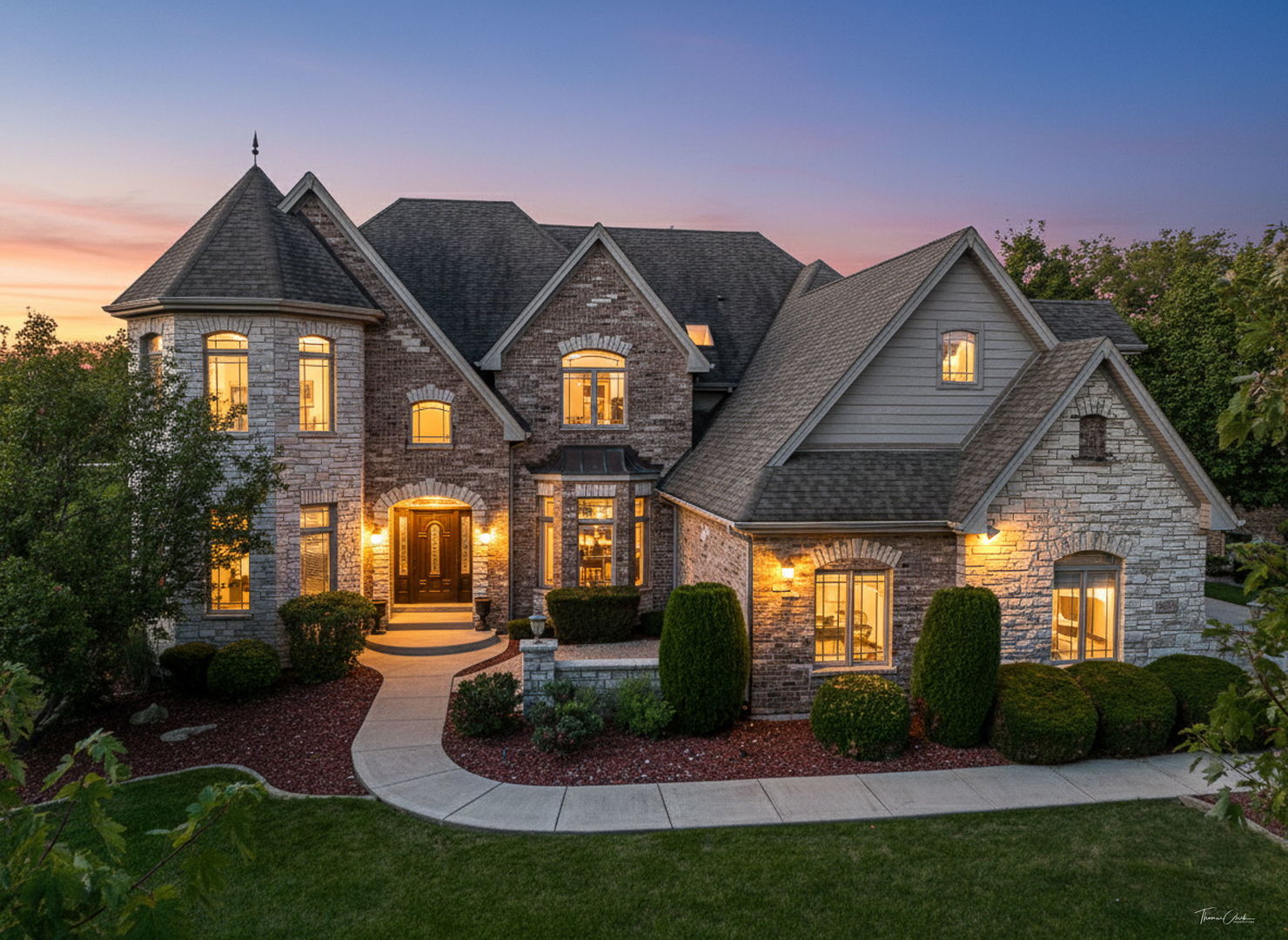 8964 Port Washington Drive