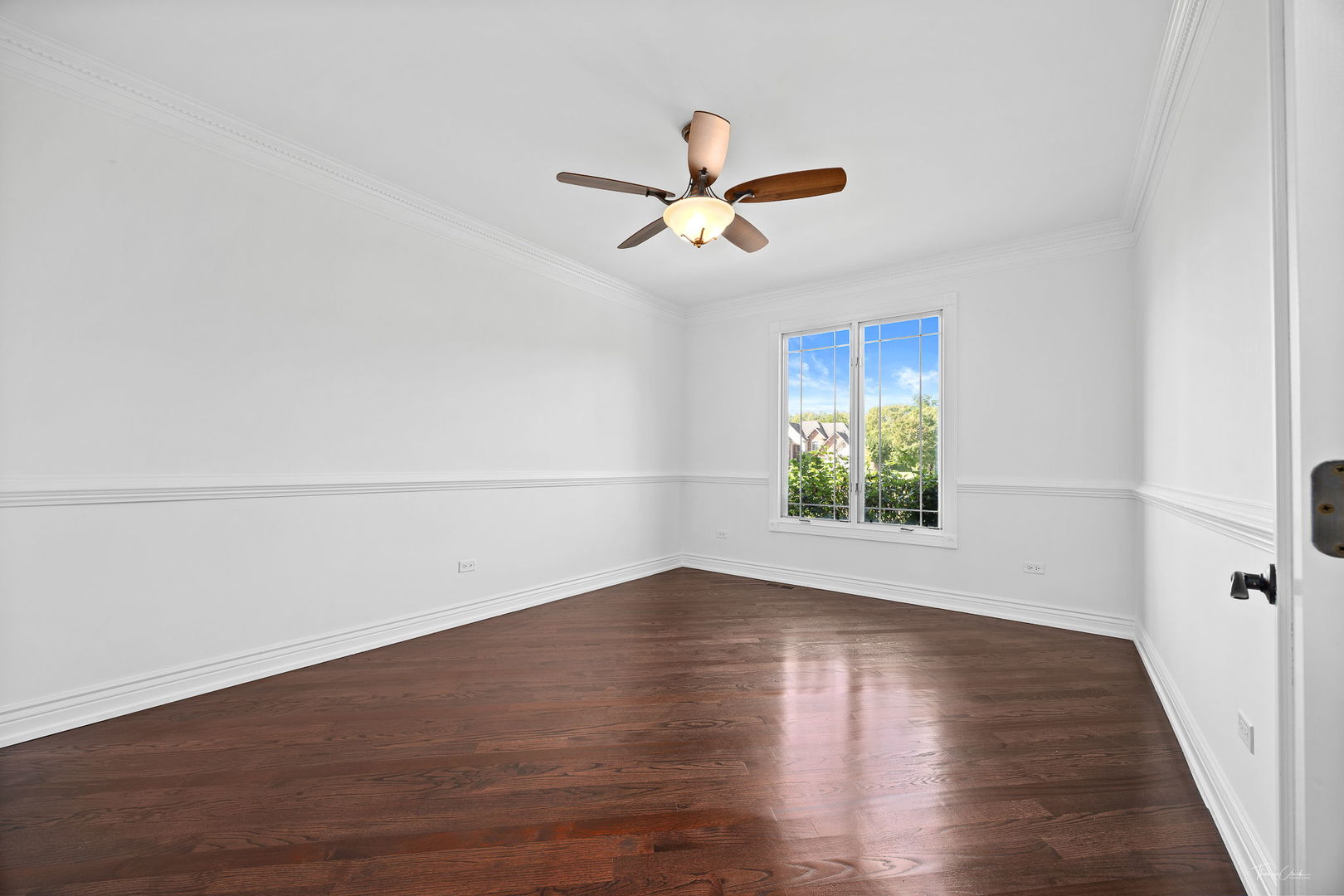 8964 Port Washington Drive