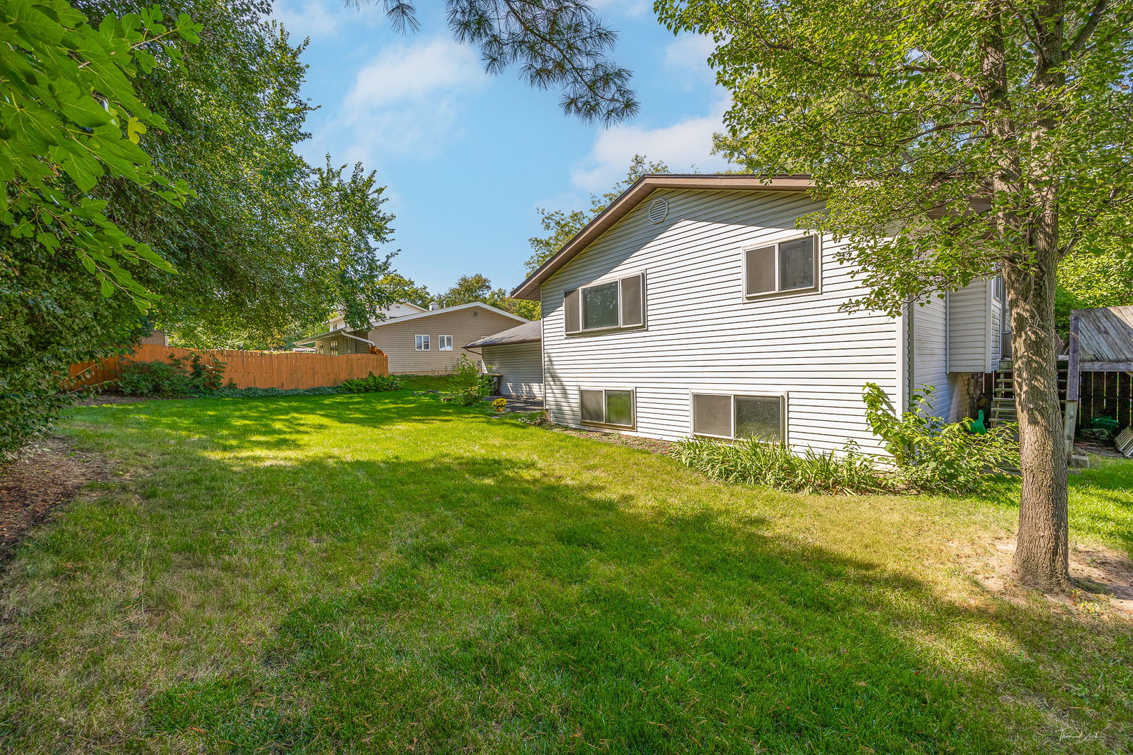 6313 Macarthur Drive