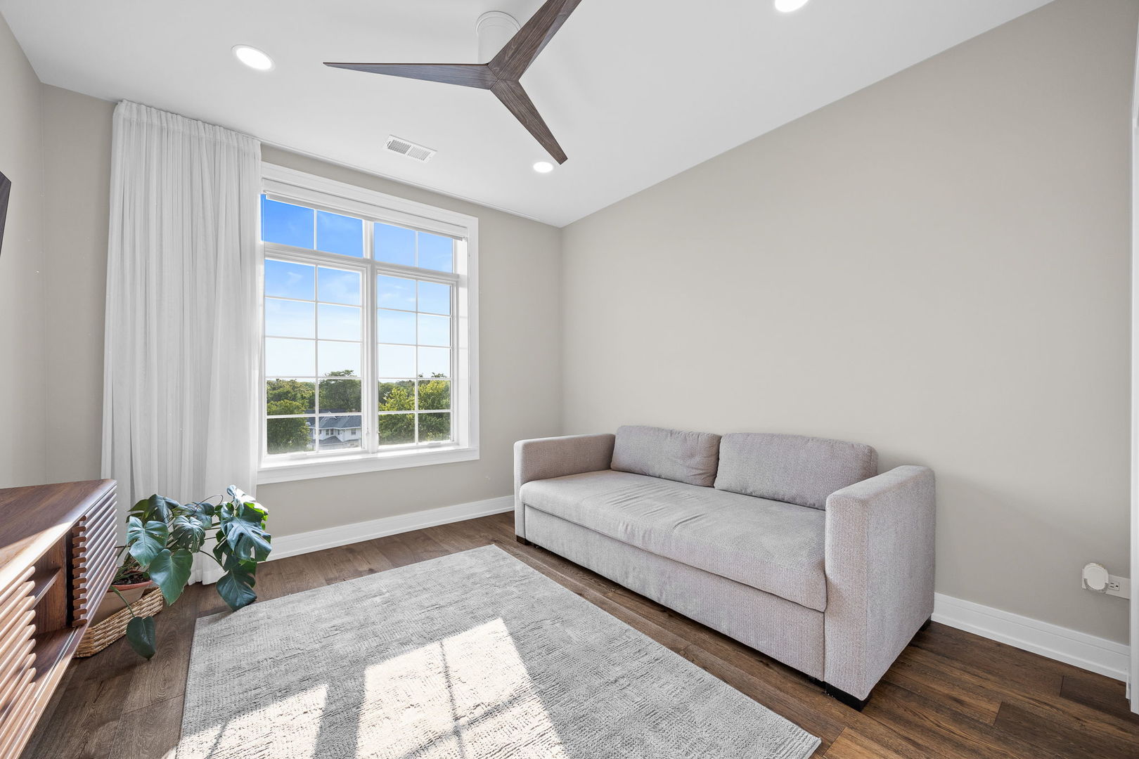 5329 Main Street Unit: 502
