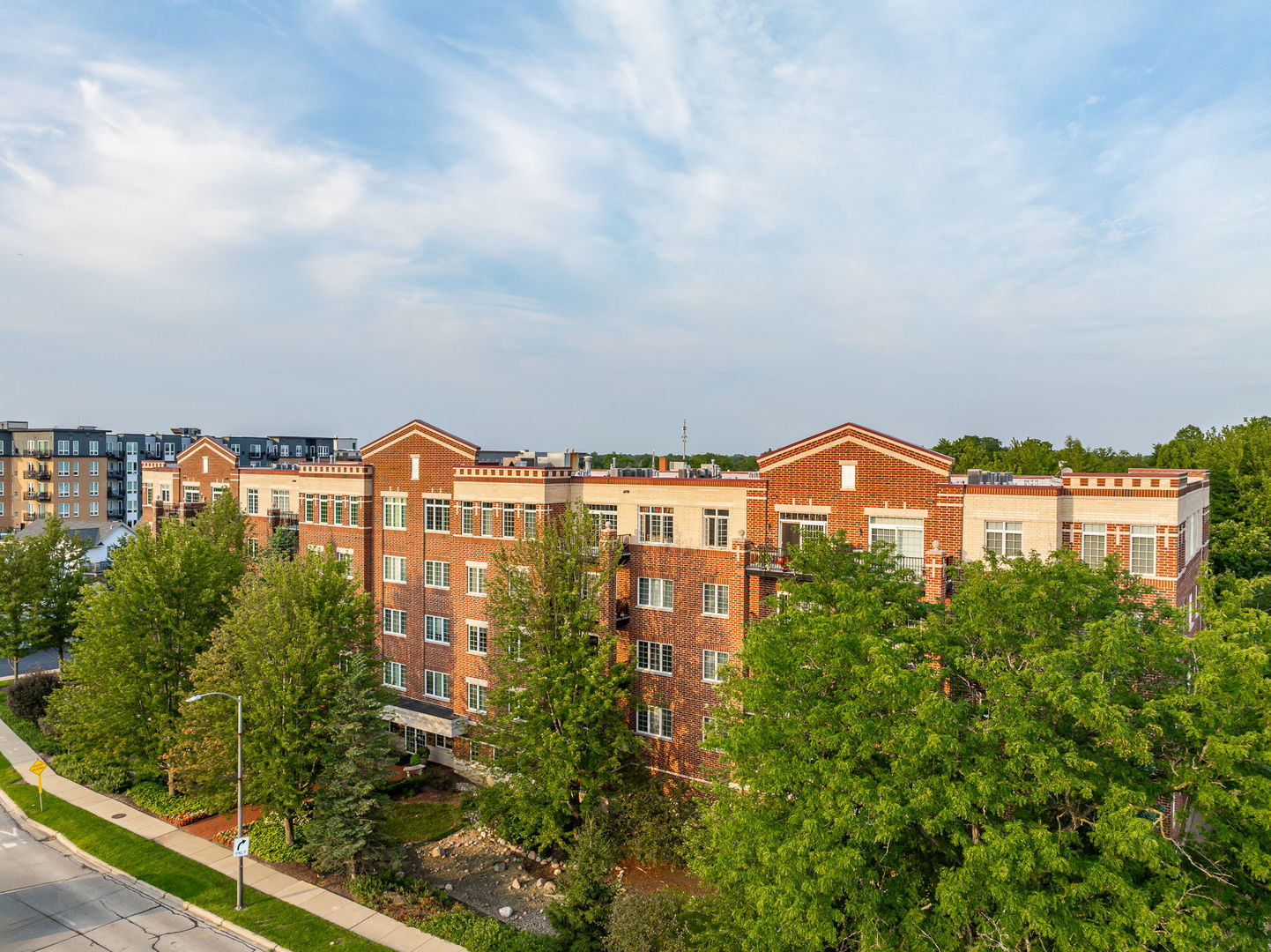 5329 Main Street Unit: 502