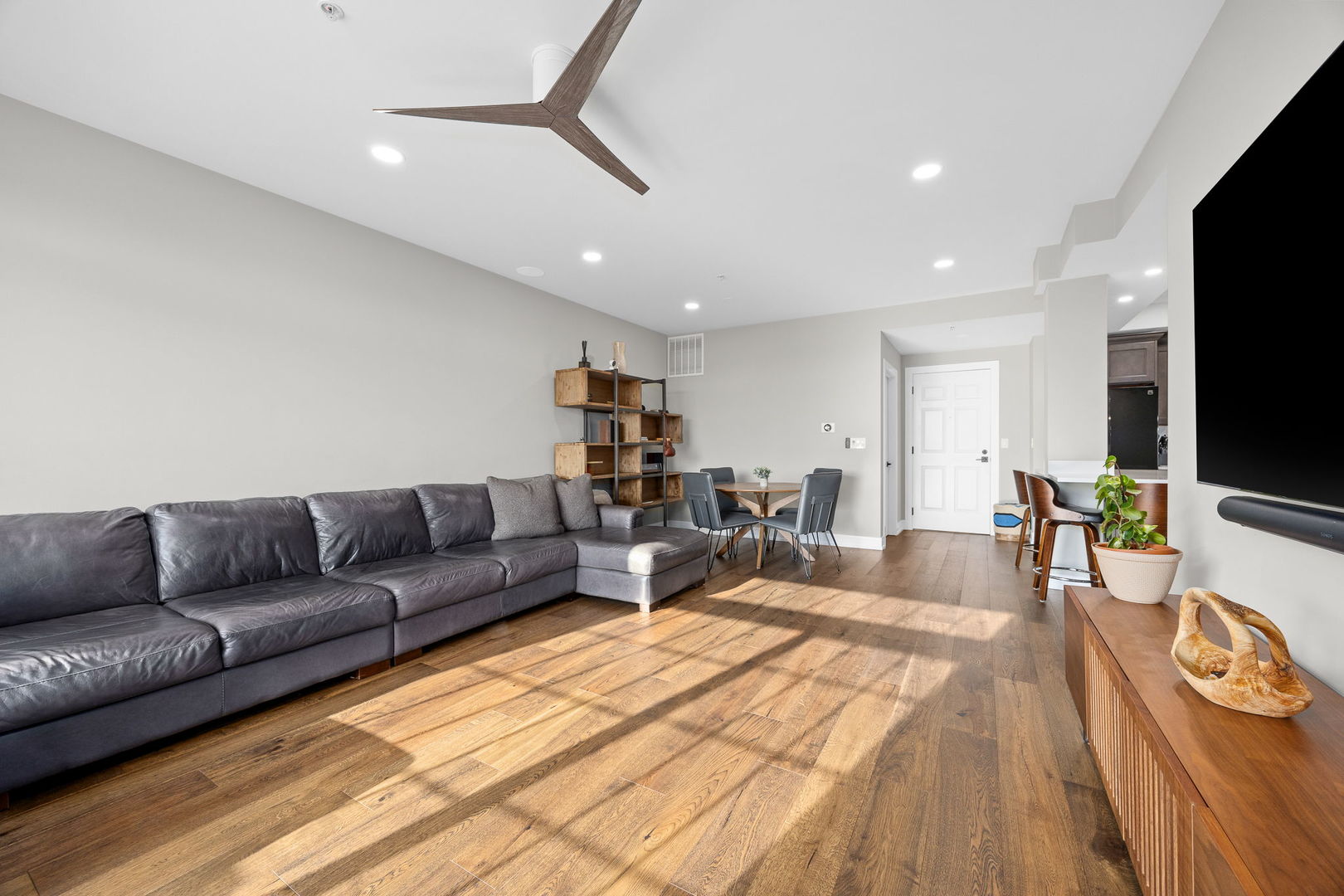 5329 Main Street Unit: 502