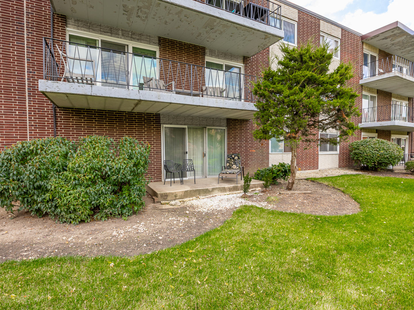 5540 Walnut Avenue Unit: 33A