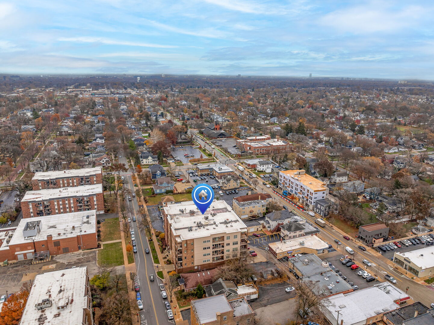 4929 FOREST Avenue Unit: 2E