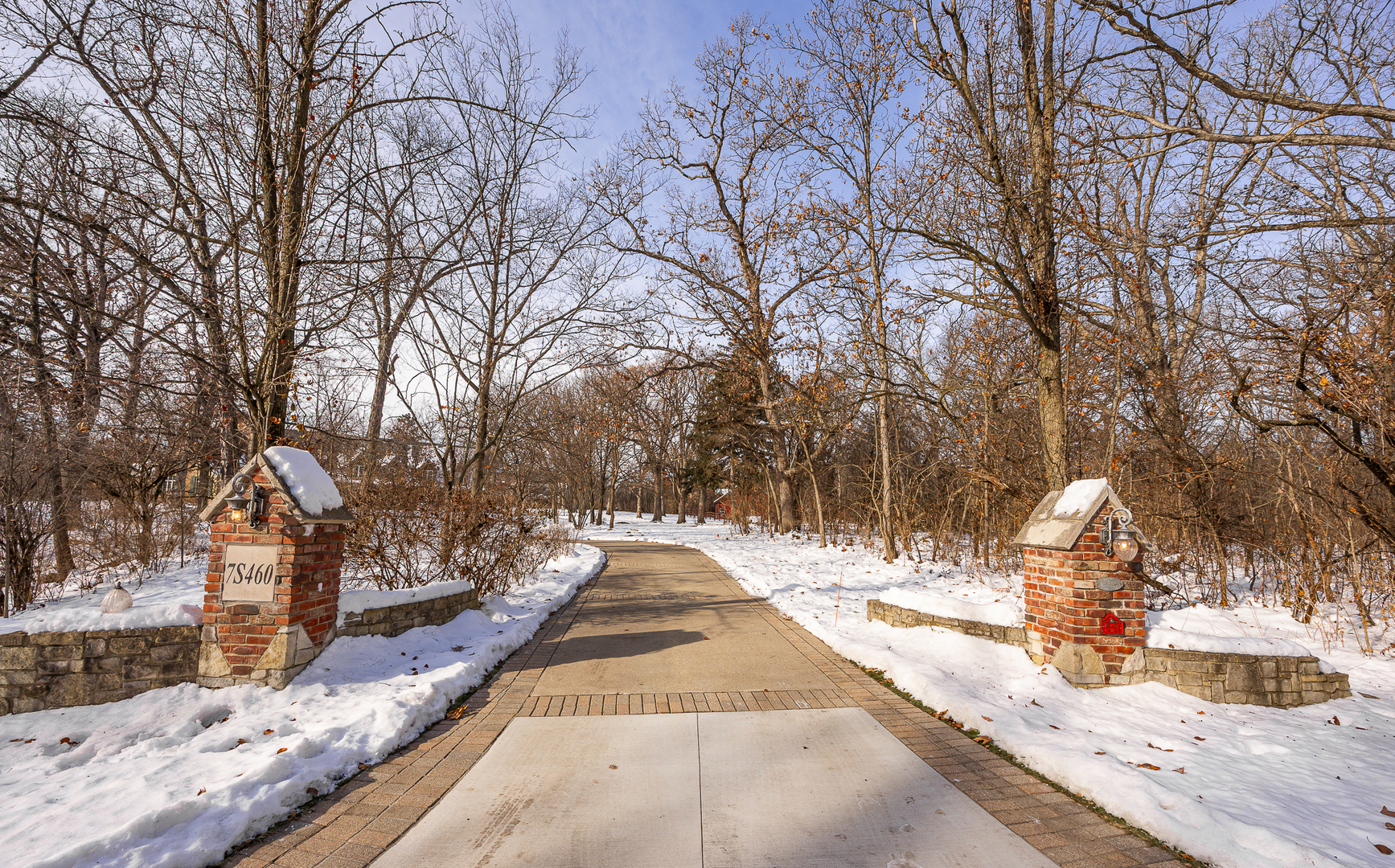 7S460 Donwood Drive