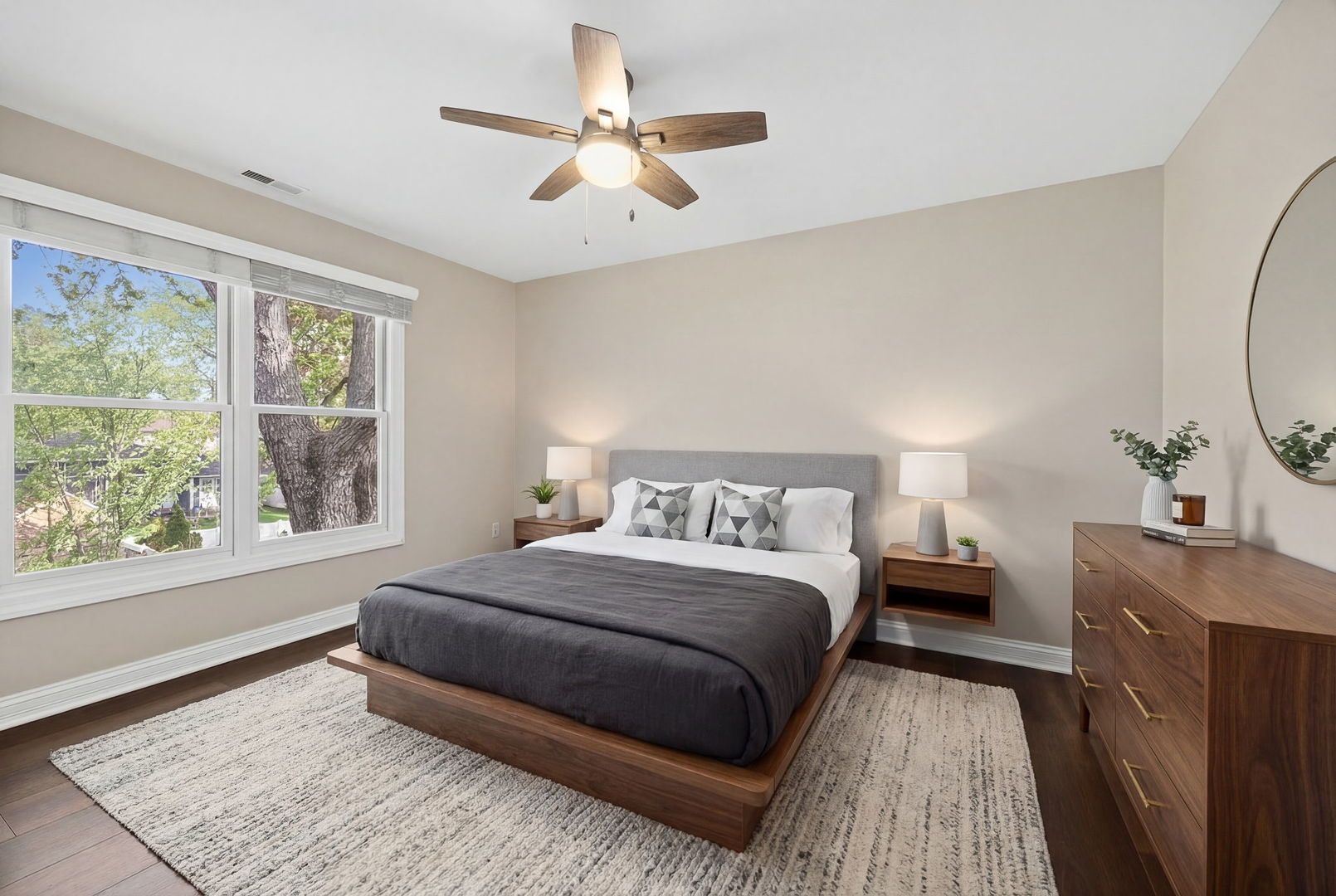 4001 Washington Street