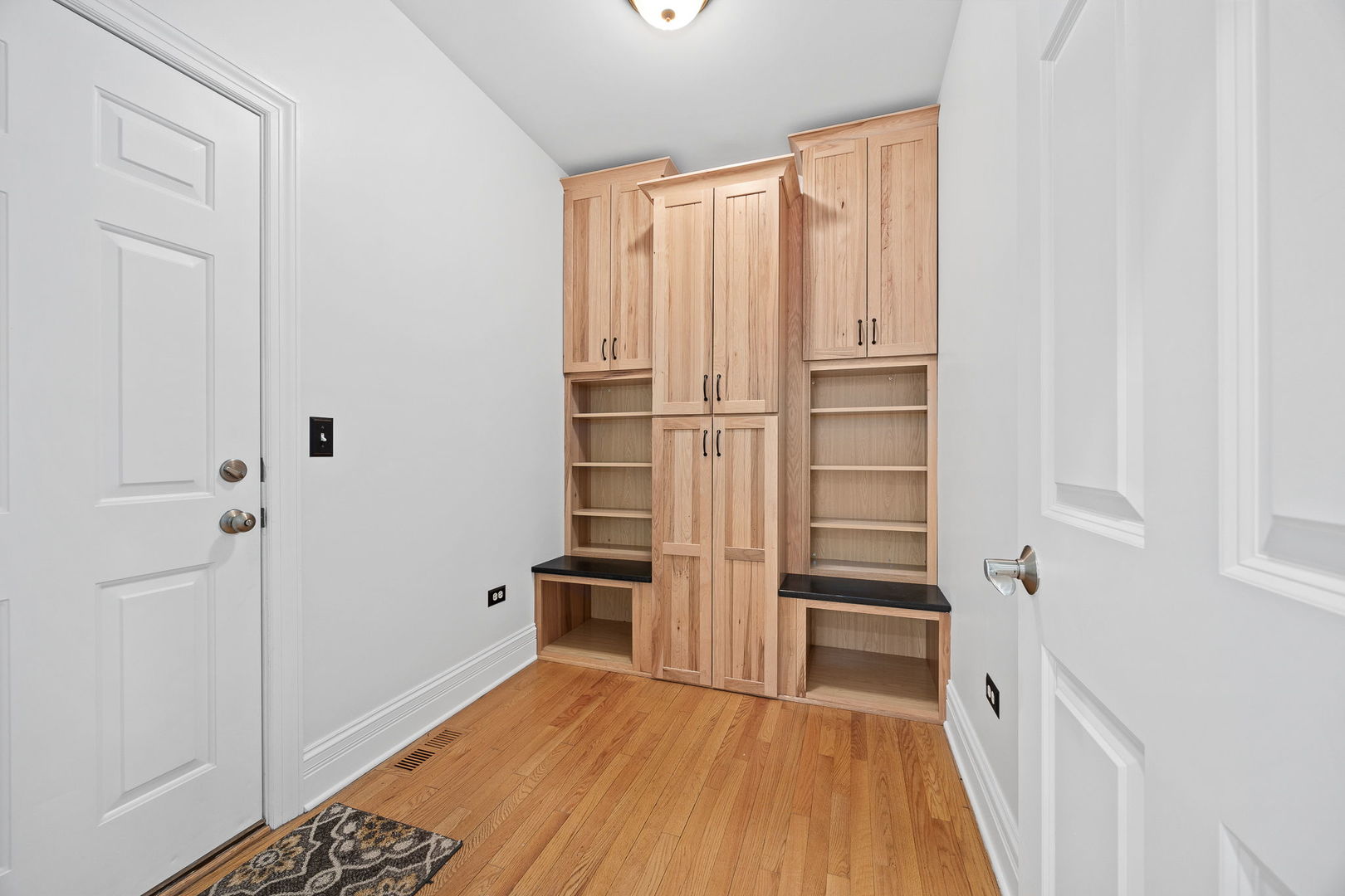 4001 Washington Street