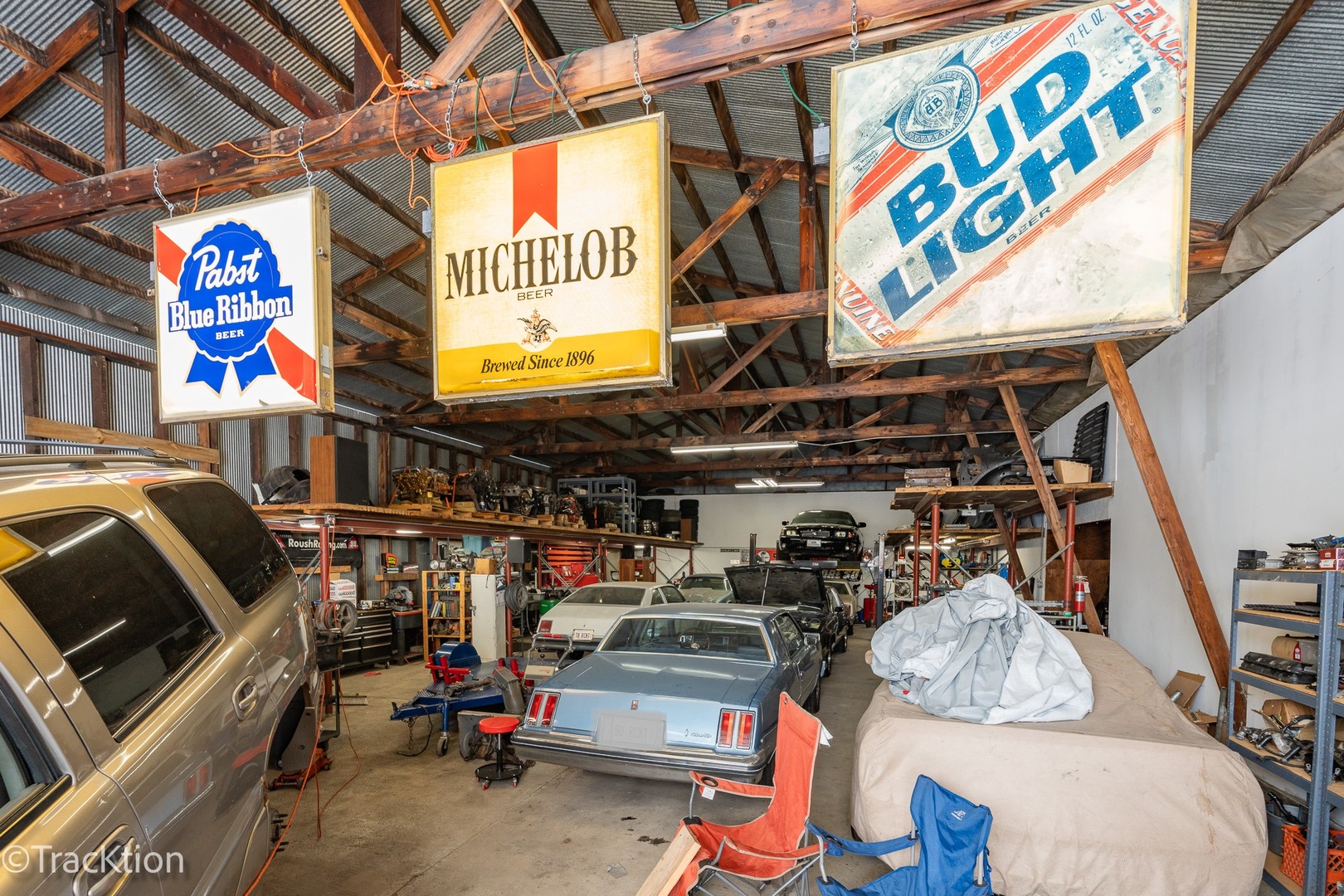 10719 Commercial Street