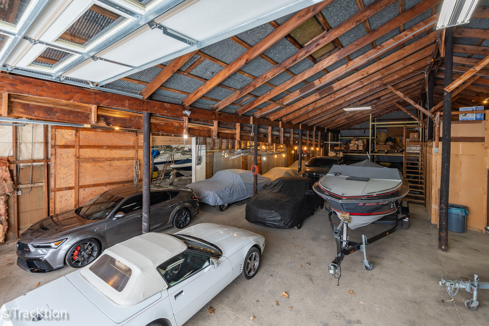 10719 Commercial Street