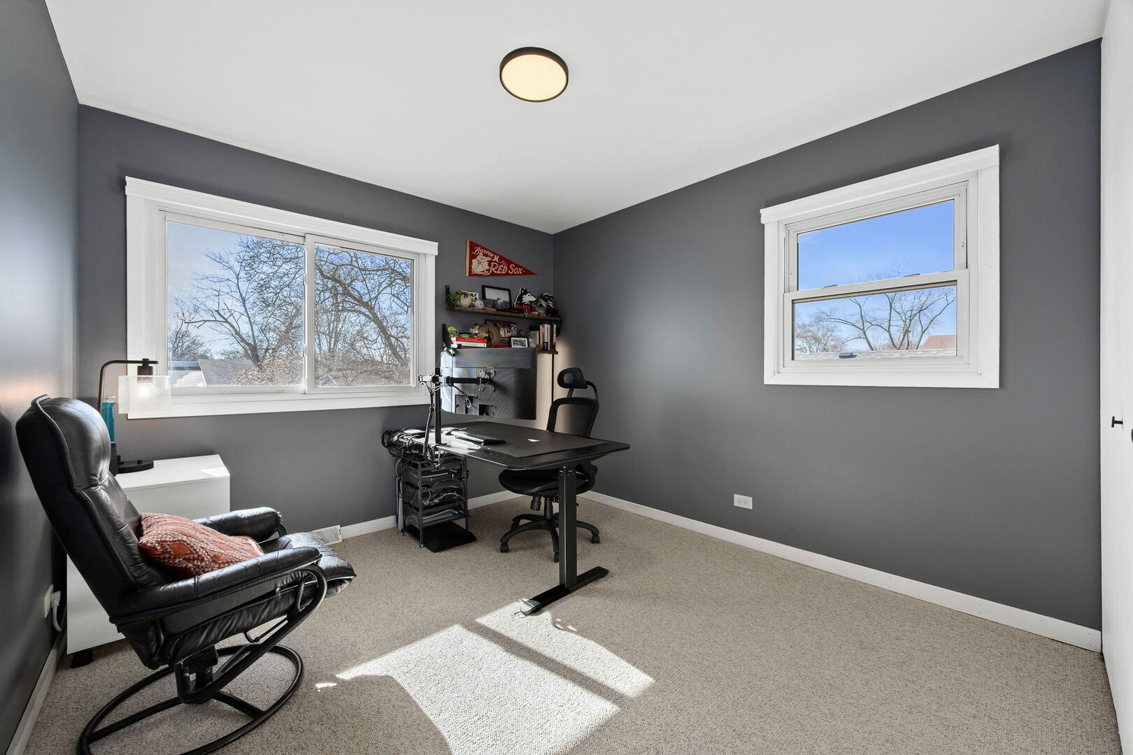 2422 Stonewall Avenue