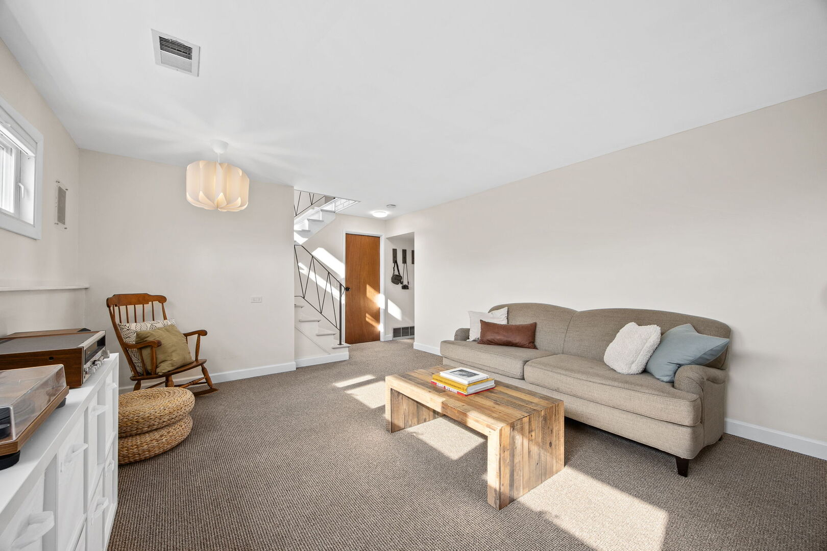 2422 Stonewall Avenue