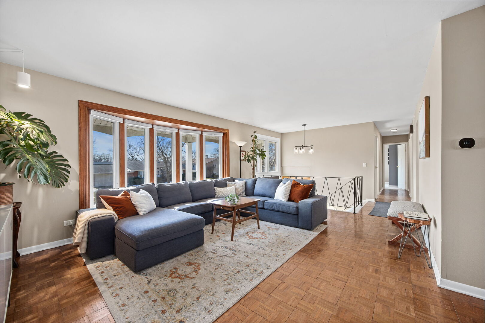 2422 Stonewall Avenue