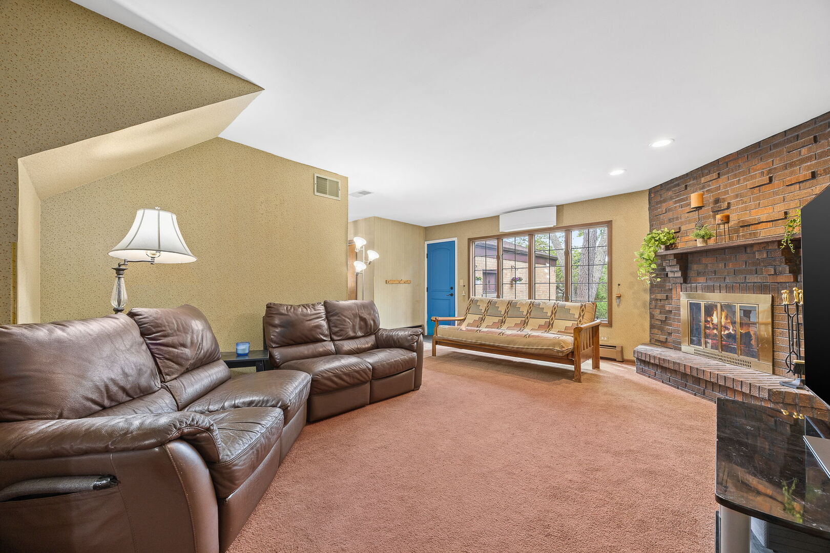 493 E Palatine Road