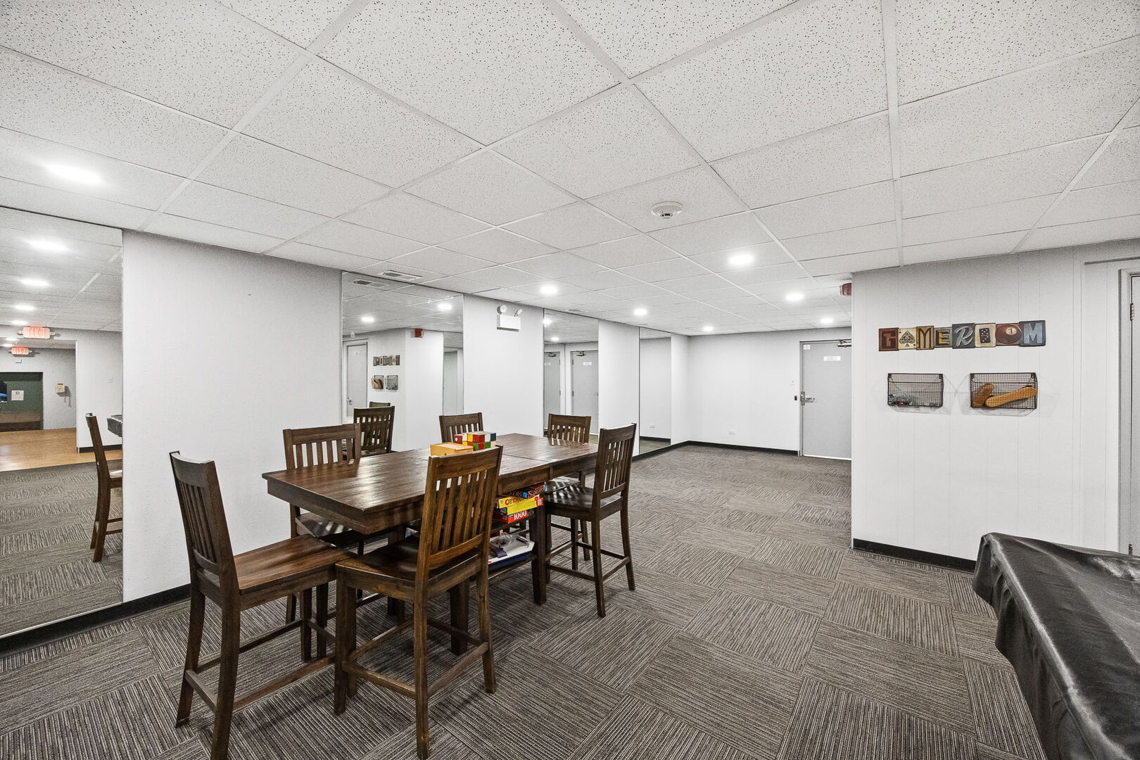 4221 Saratoga Avenue Unit: 410A