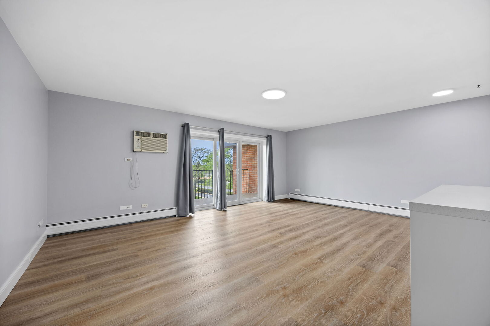 4221 Saratoga Avenue Unit: 410A
