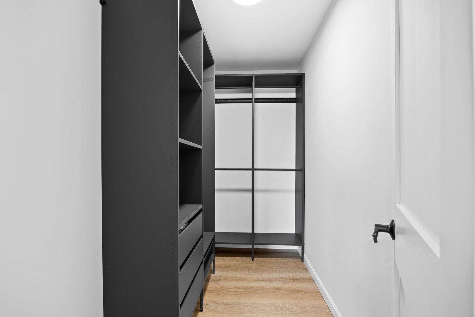 4221 Saratoga Avenue Unit: 410A