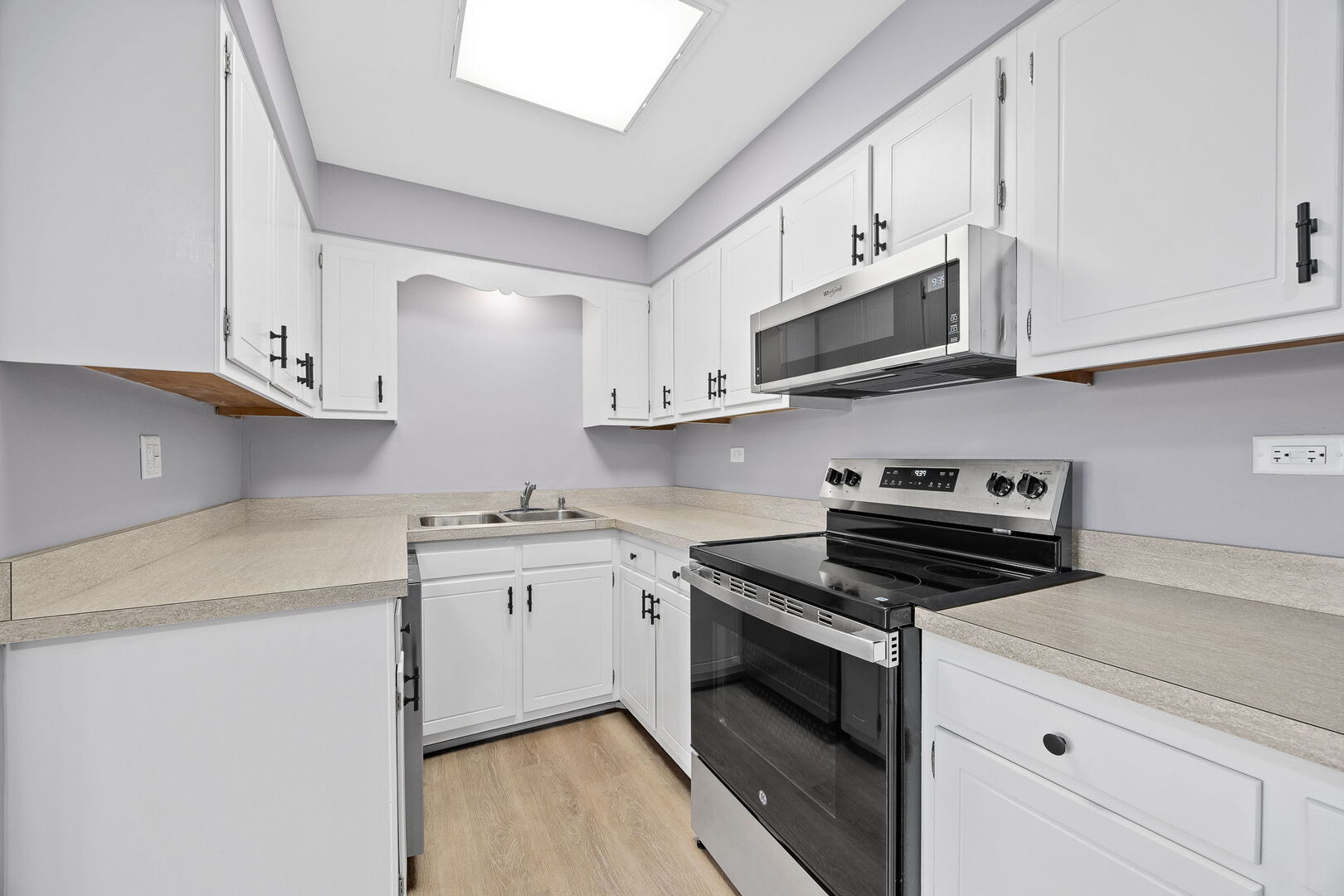 4221 Saratoga Avenue Unit: 410A