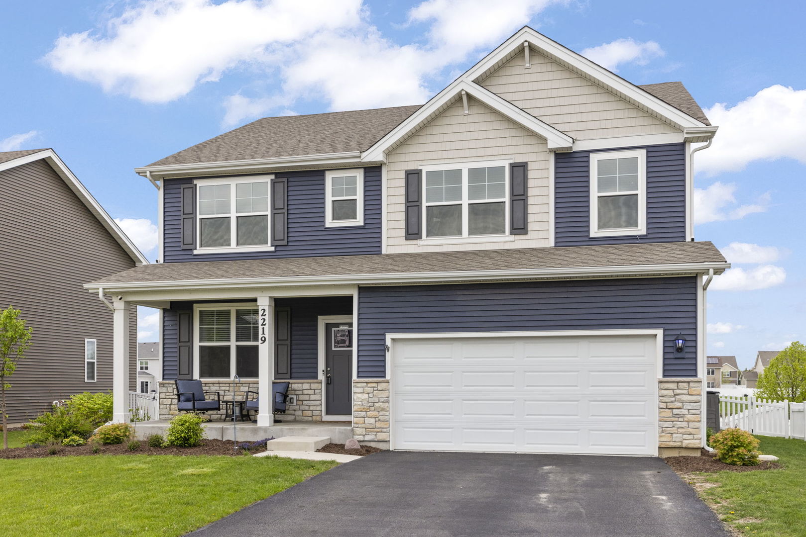 2219 Daly Lane