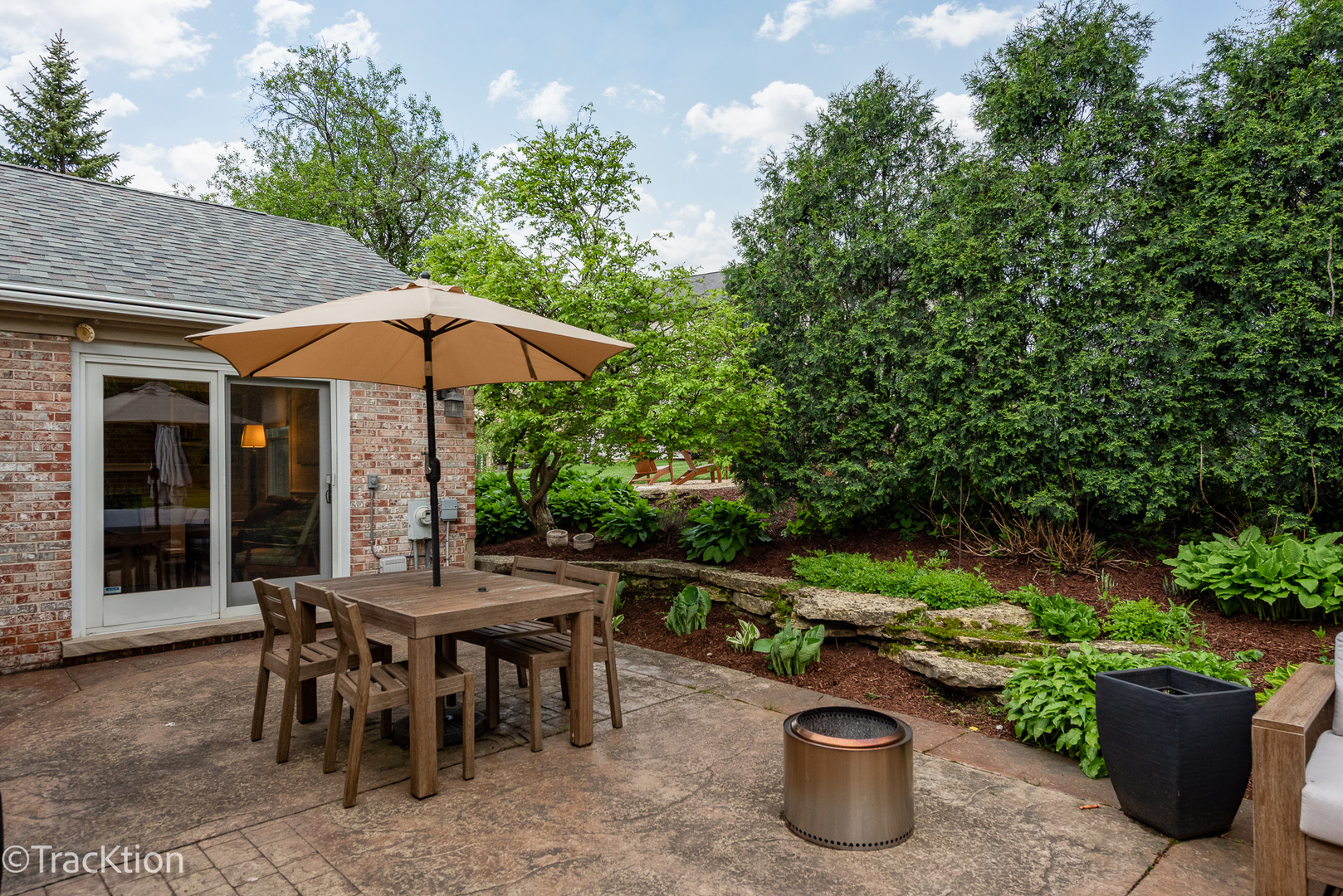 1401 Golden Bell Court