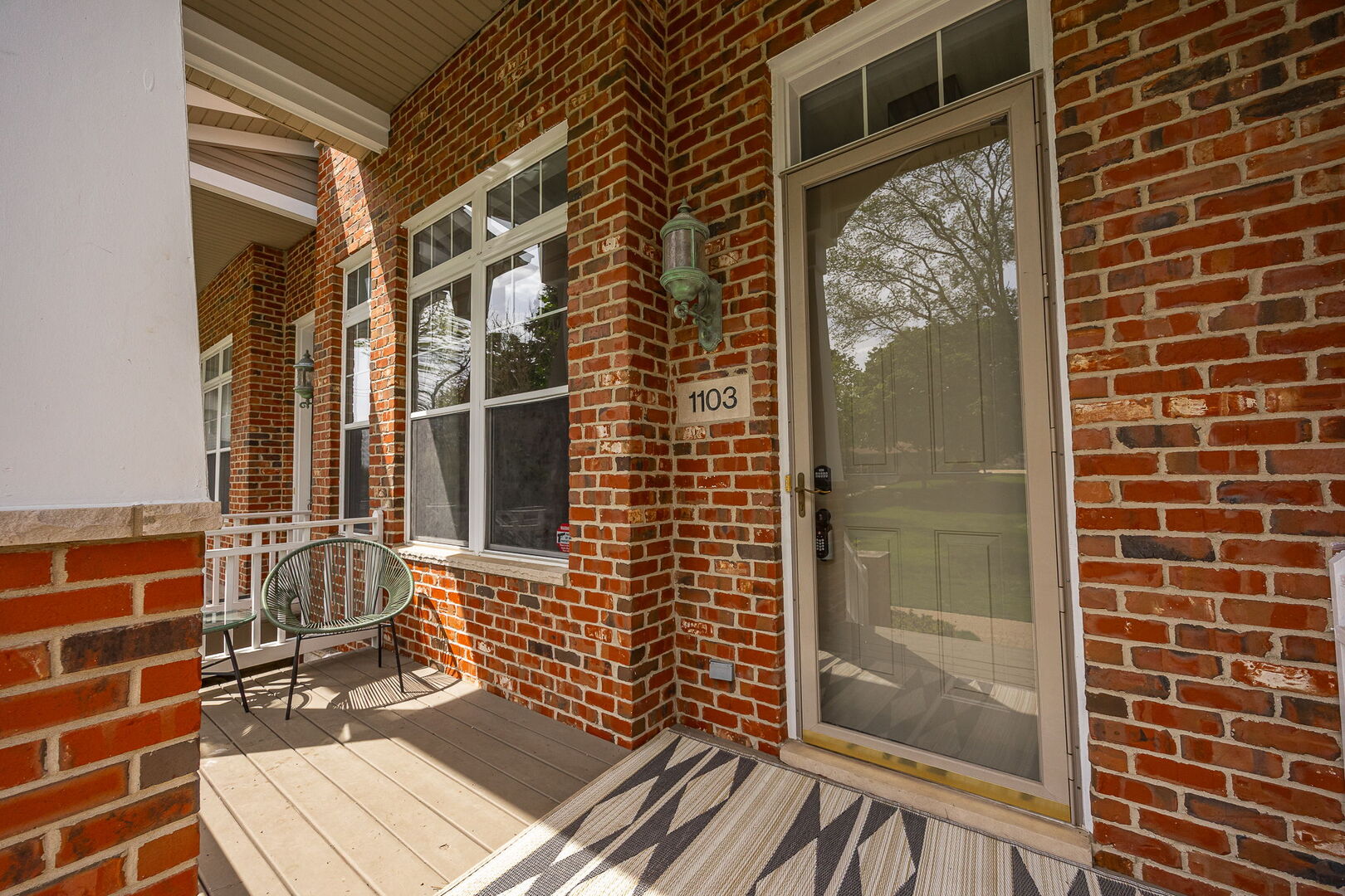 1103 LONGWOOD Drive