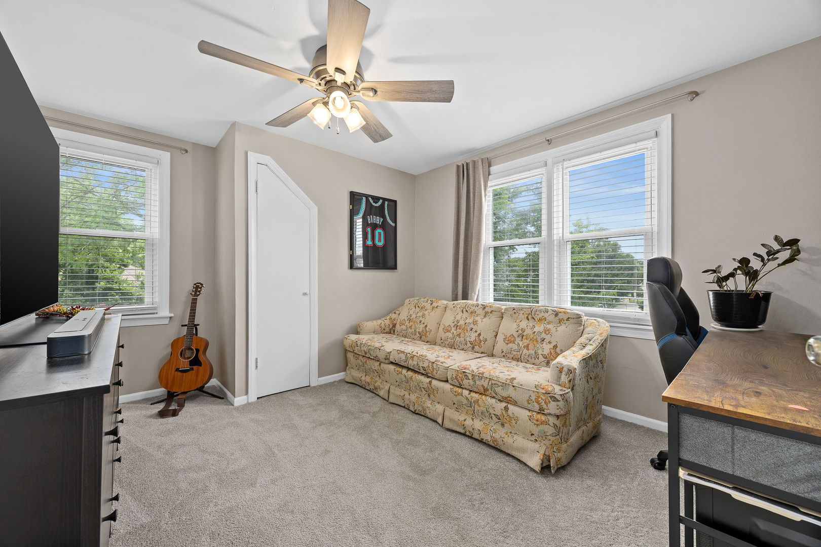 Downers Grove 2-Unit Duplex