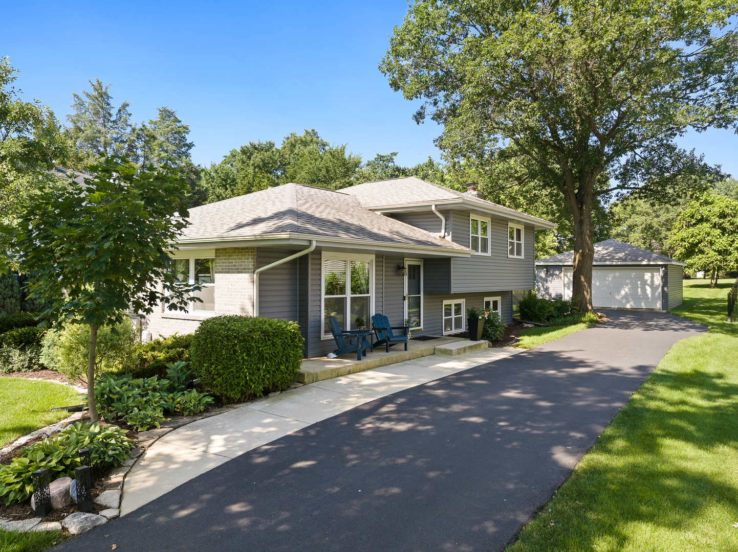 4600 Roslyn Road