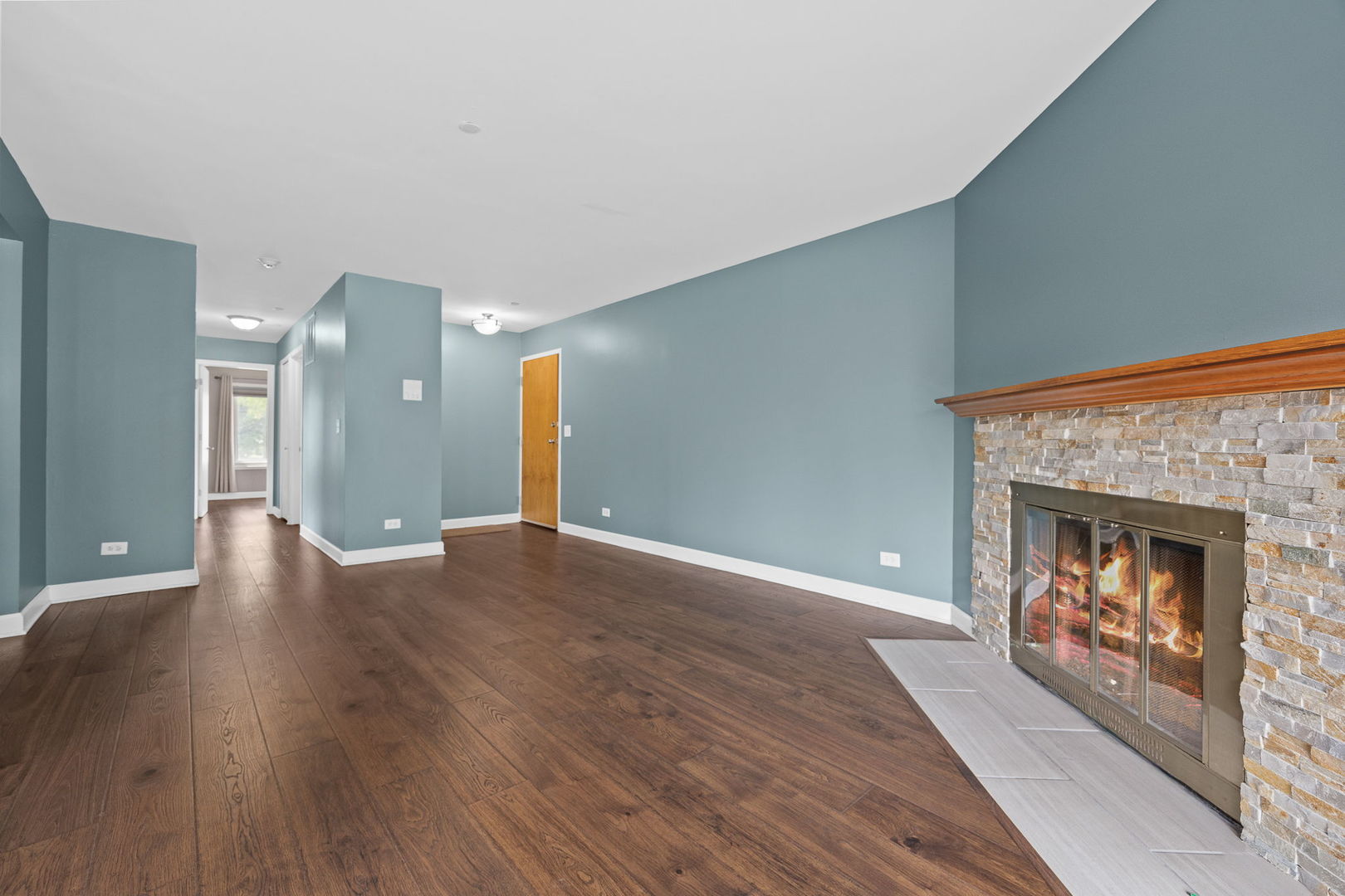 7050 Newport Drive Unit: 101