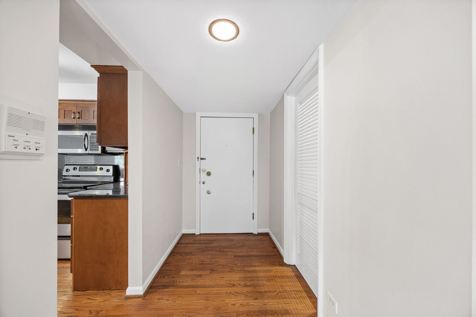 124 Carriage Way Drive Unit: B109