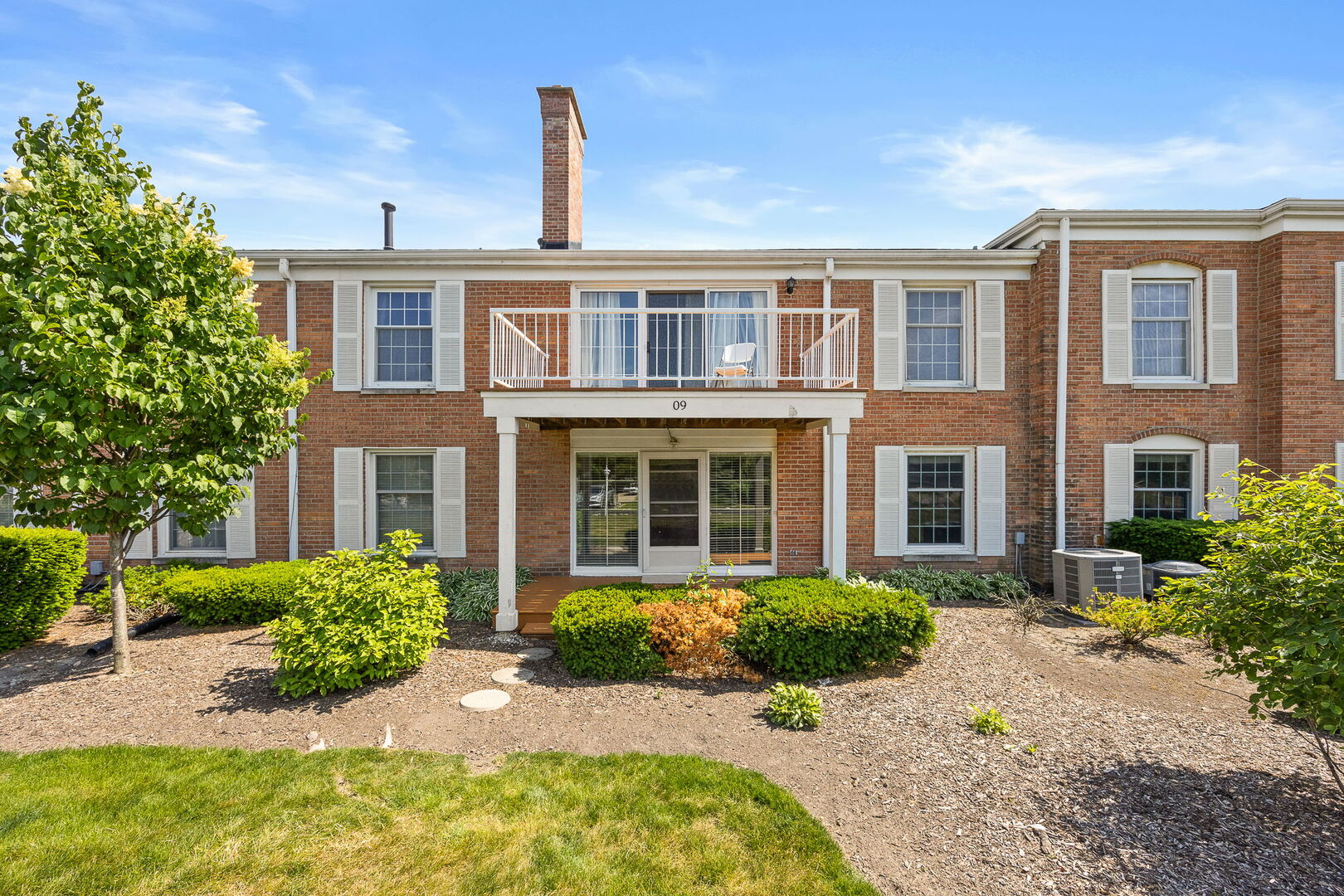 124 Carriage Way Drive Unit: B109