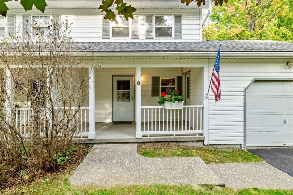 8 Gazebo Woods Road