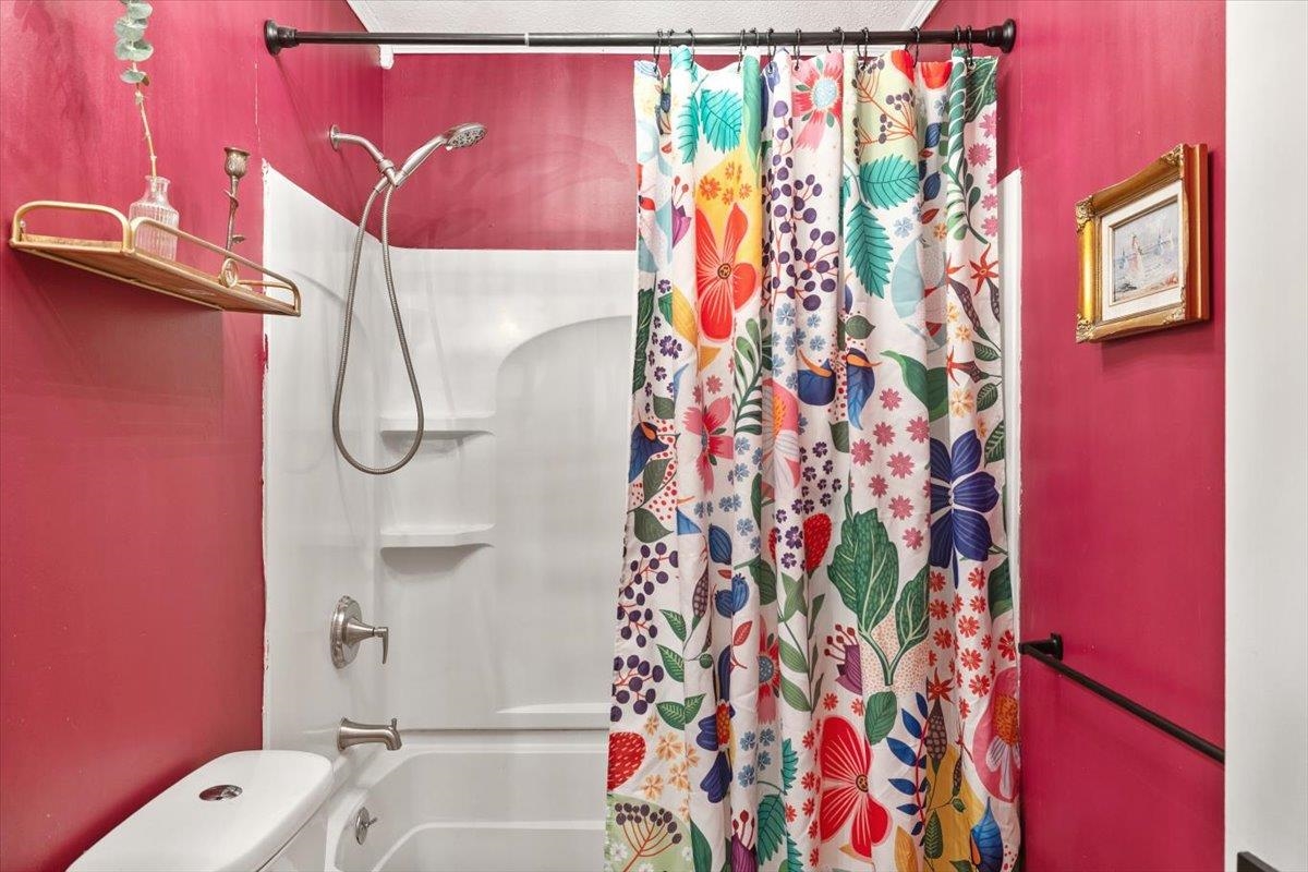 100 Kennedy Drive Unit: 37