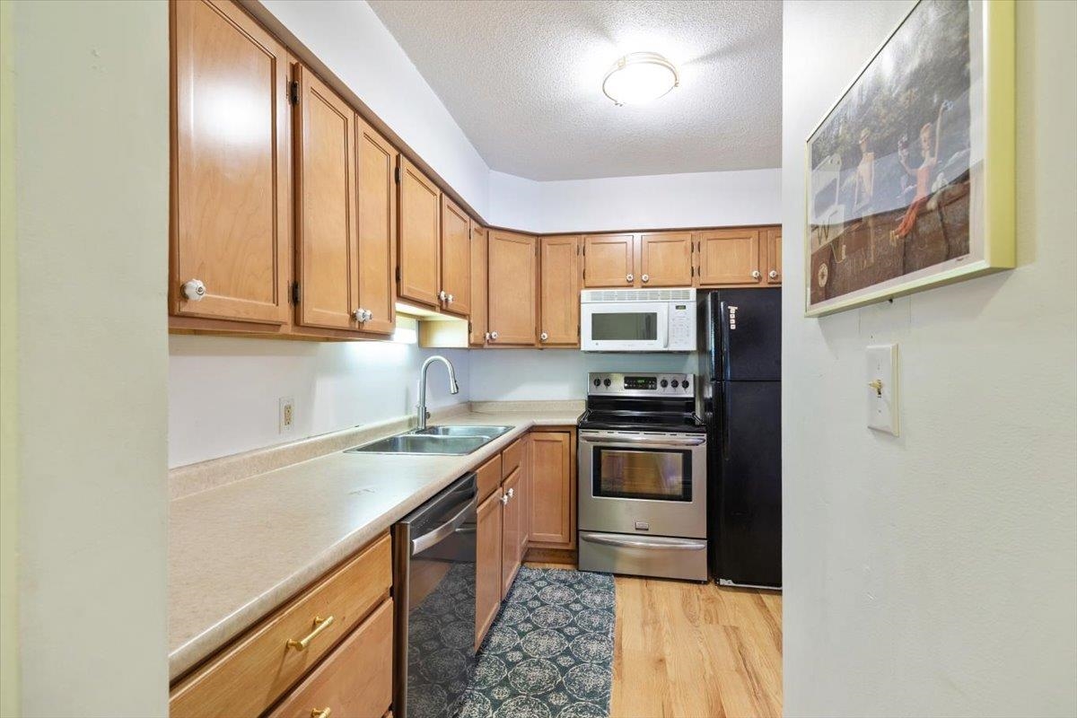 100 Kennedy Drive Unit: 37