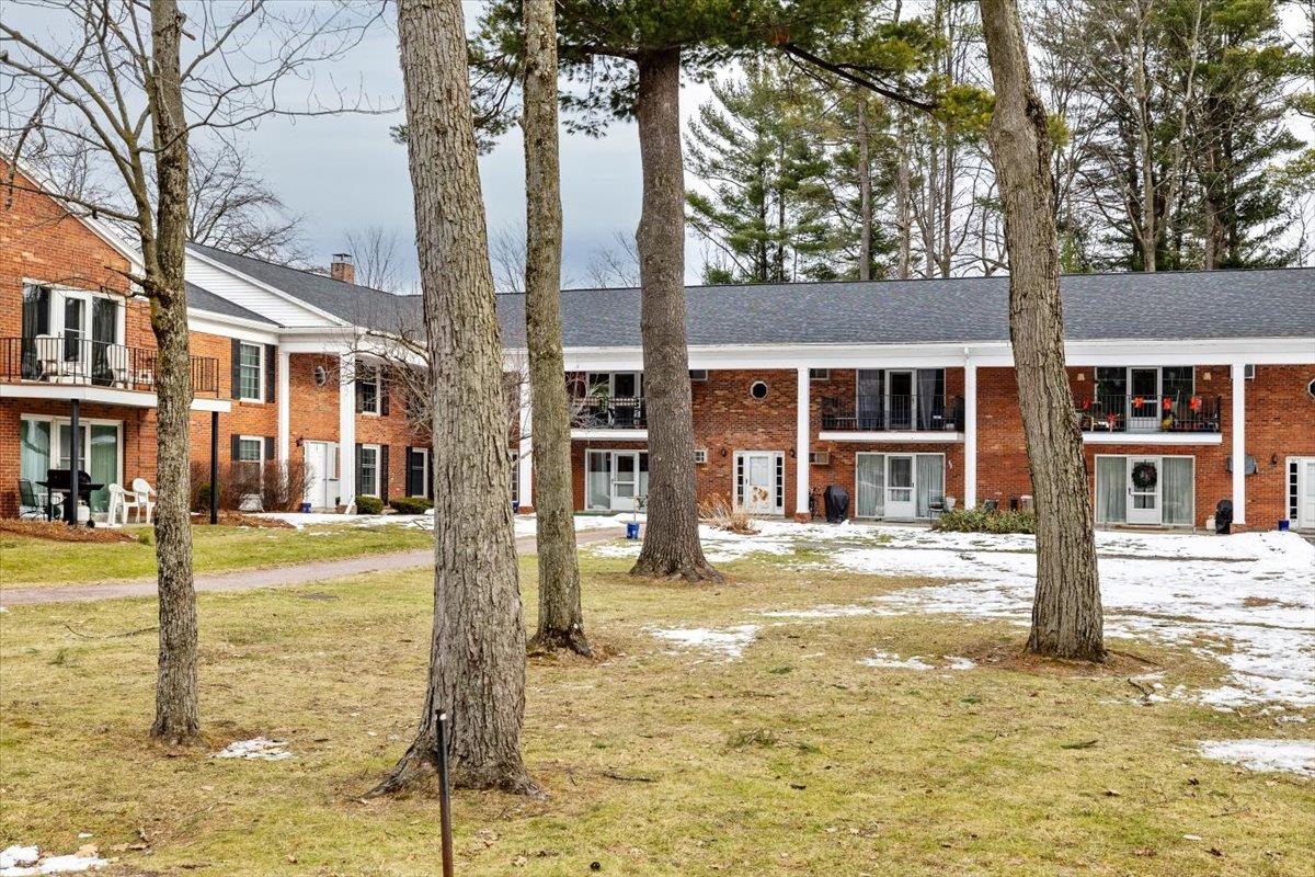 100 Kennedy Drive Unit: 37