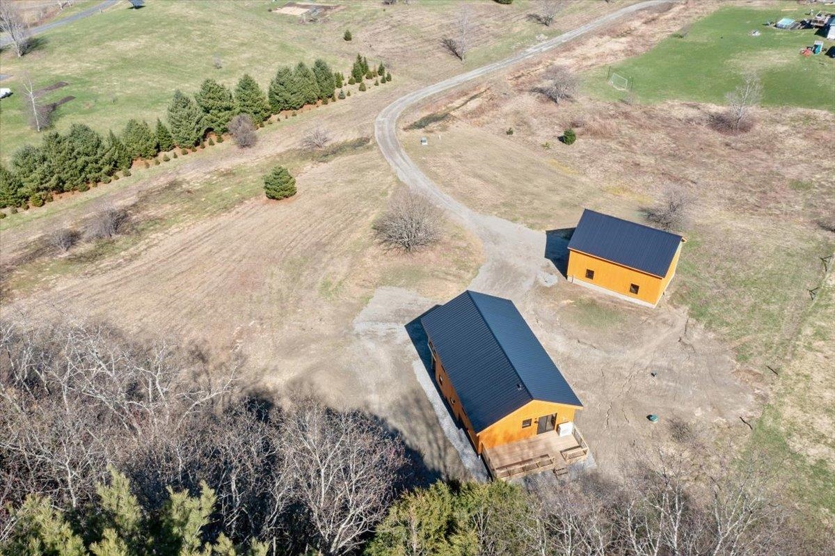 334 Cochram Road
