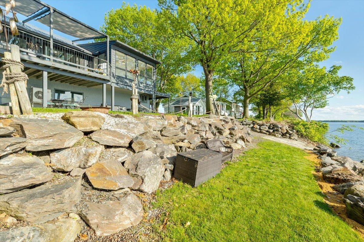 380 Lakewood Drive