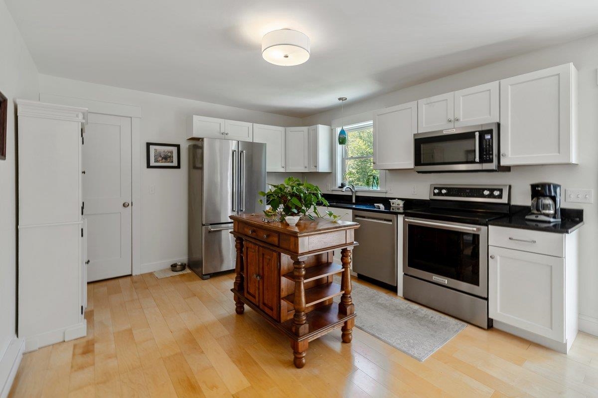 678 Pond Road