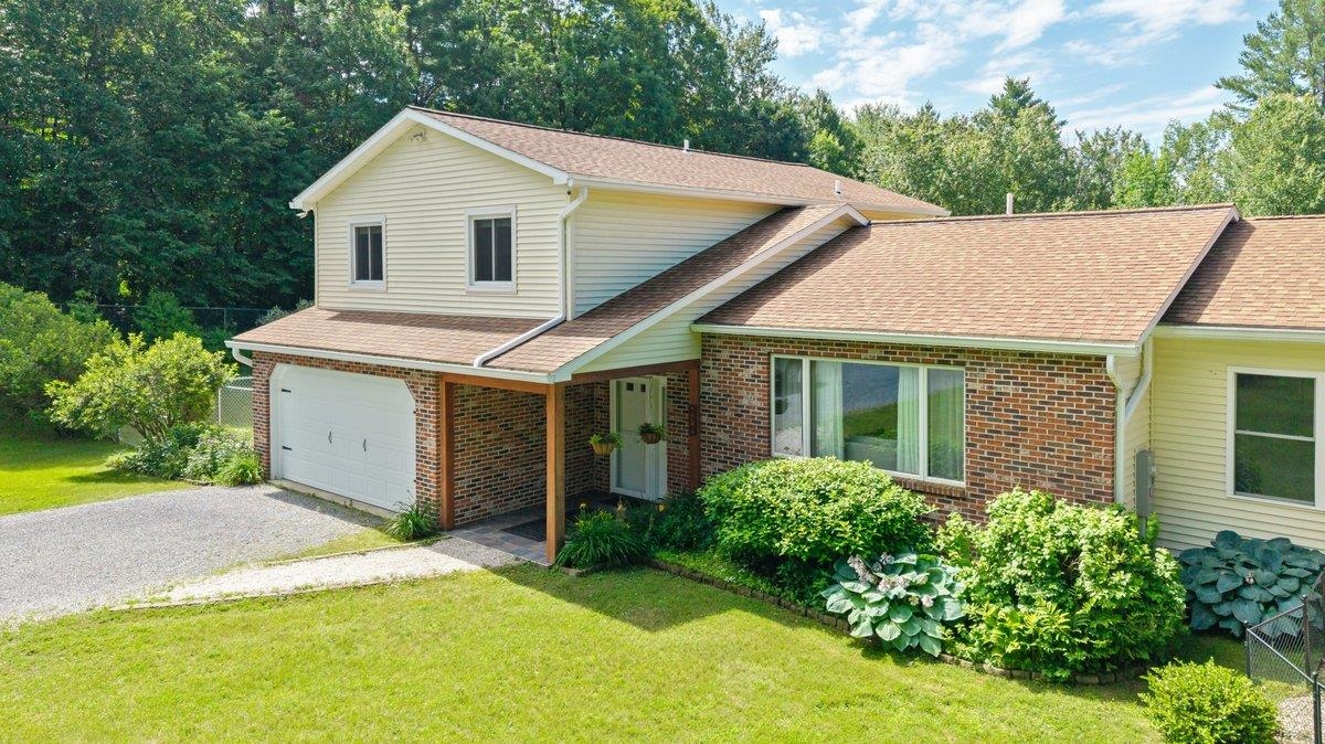 678 Pond Road