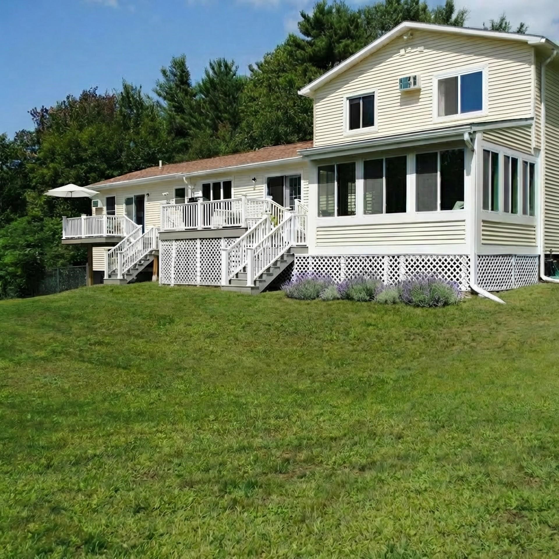 678 Pond Road