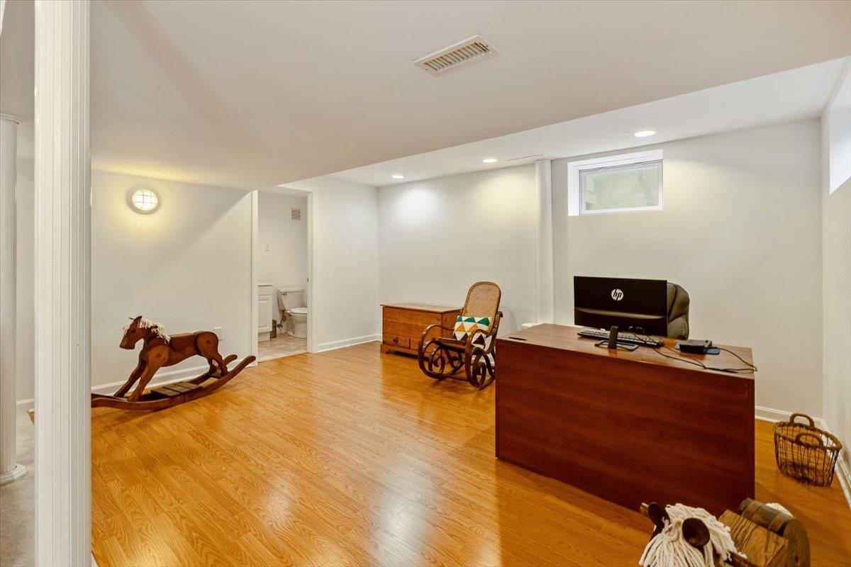 118 Sadler Lane