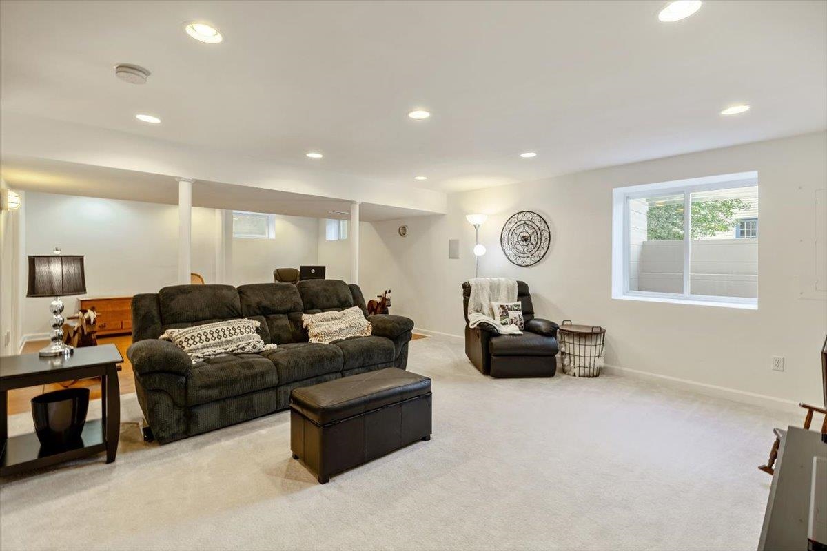118 Sadler Lane