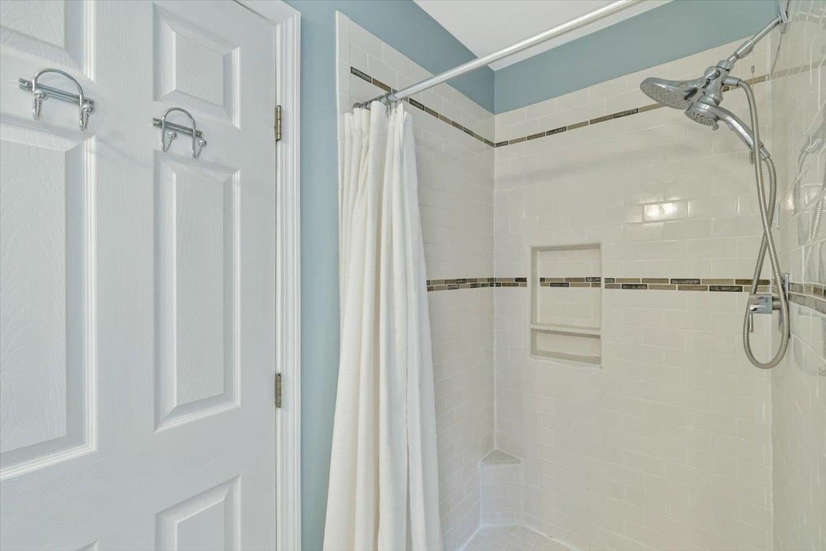 118 Sadler Lane