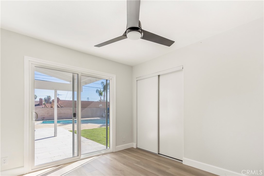 1152 Folkstone Avenue